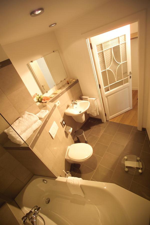 Hotel Parc Beaux Arts Lucembursko Pokoj fotografie